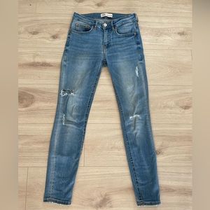 Zara distressed skinny Jean